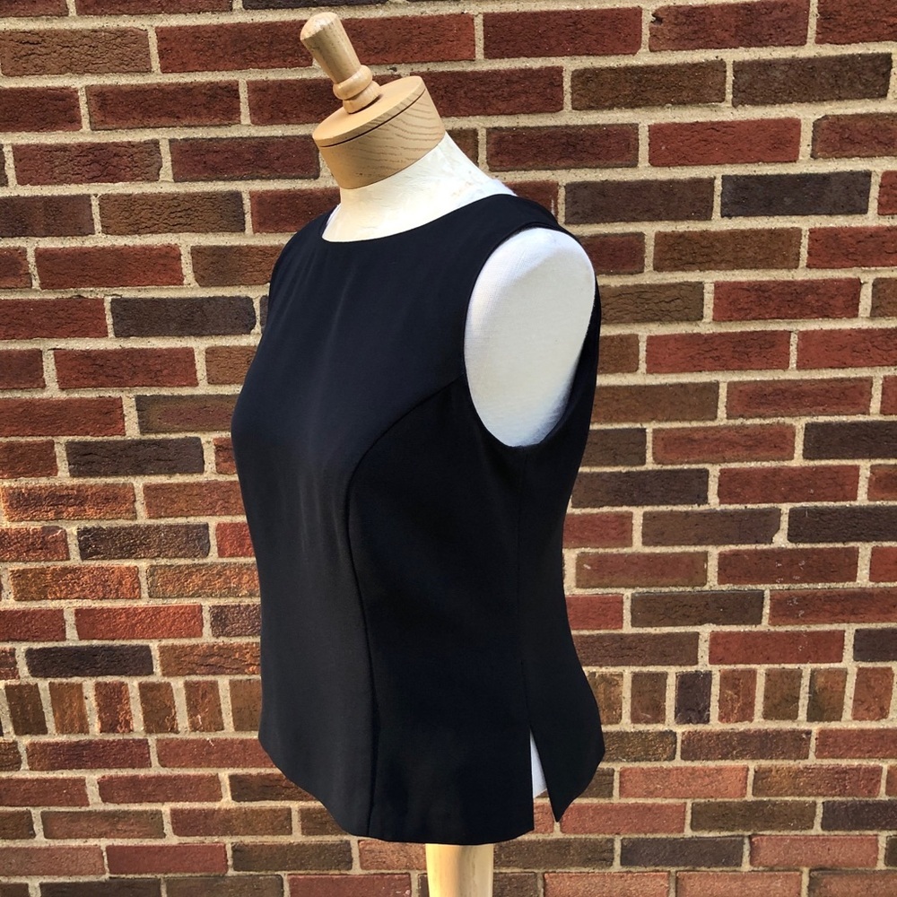 Vintage Burberry Navy Sleeve-Less Top Size 44